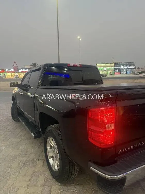 Chevrolet Silverado 2014 for Sale in Dubai Image-9