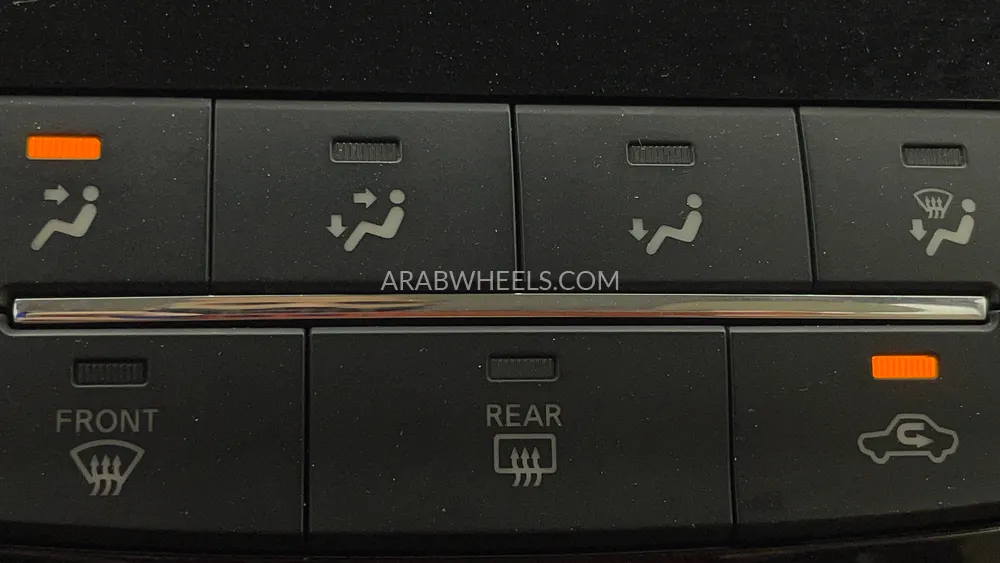 Nissan X-Trail 2016 for Sale in Dubai Image-37