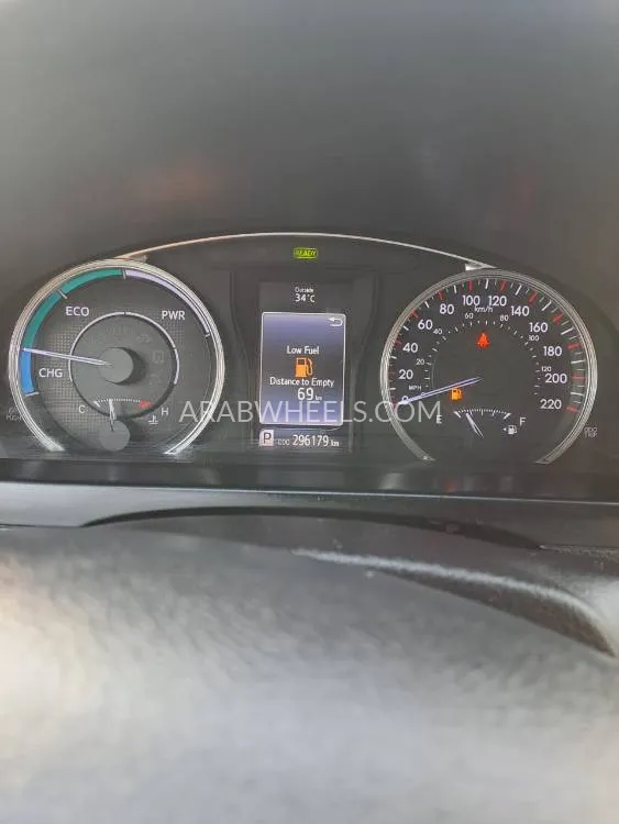 Toyota Camry 2015 for Sale in Sharjah Image-12