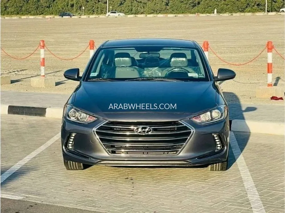 Hyundai Elantra 2018 for Sale in Sharjah Image-2