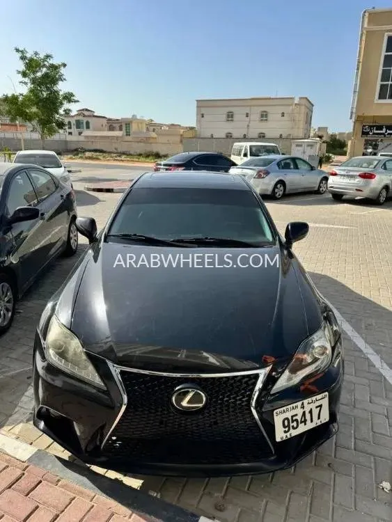 Lexus IS 2007 for Sale in Sharjah Image-3