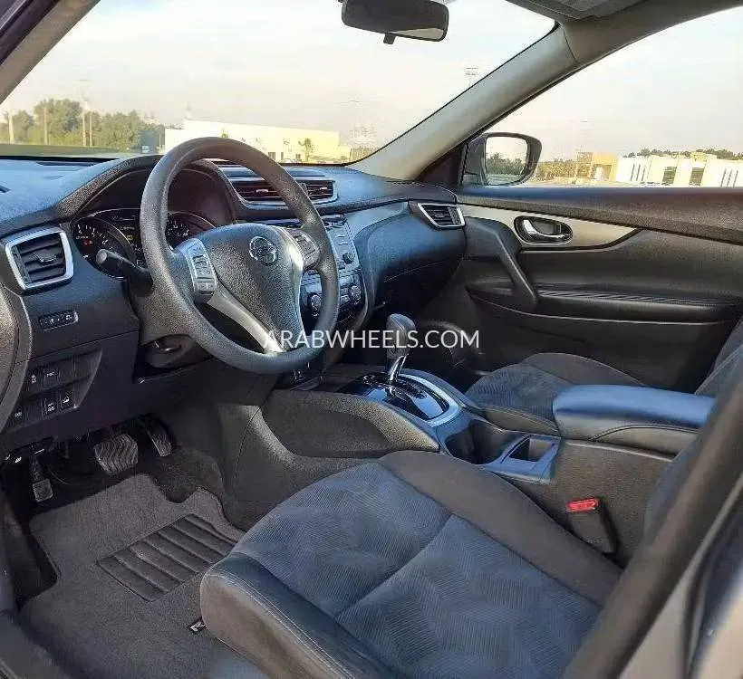 نيسان روج 2015 for Sale in عجمان Image-4