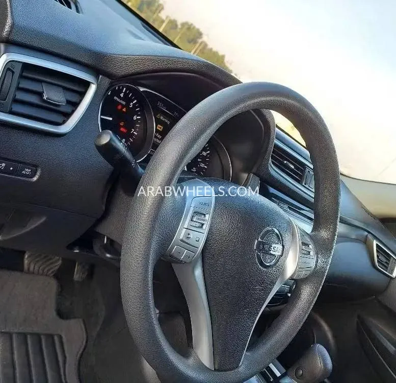 نيسان روج 2015 for Sale in عجمان Image-5