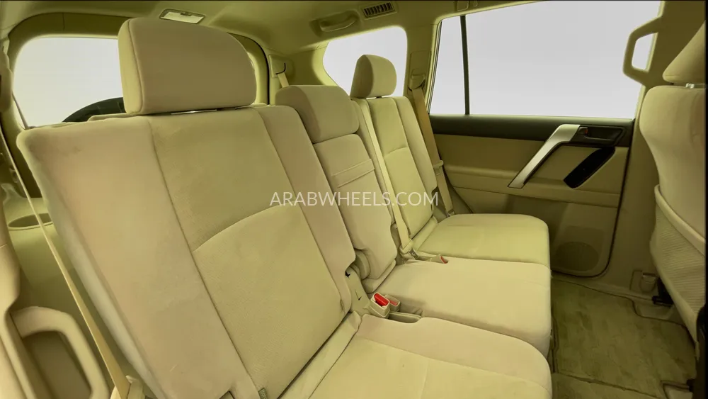 تويوتا لاند كروزر برادو 2023 for Sale in دبي Image-25