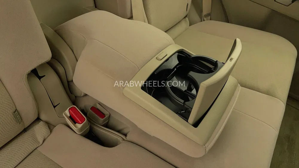 تويوتا لاند كروزر برادو 2023 for Sale in دبي Image-37