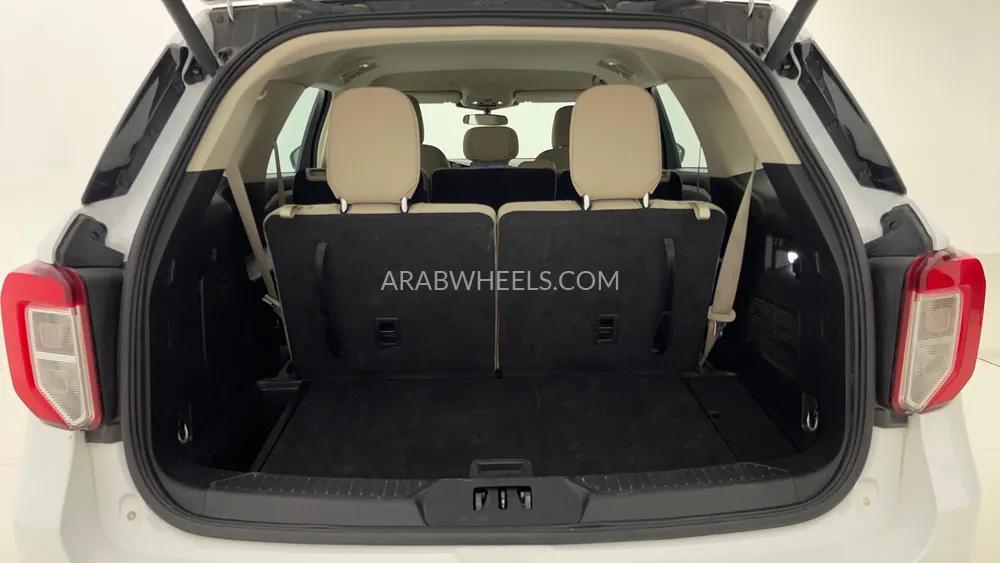 Ford Explorer 2023 for Sale in Dubai Image-26