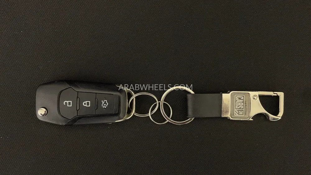 Ford Explorer 2023 for Sale in Dubai Image-27