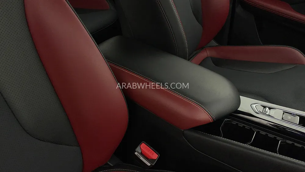 Geely Coolray 2024 for Sale in Dubai Image-42
