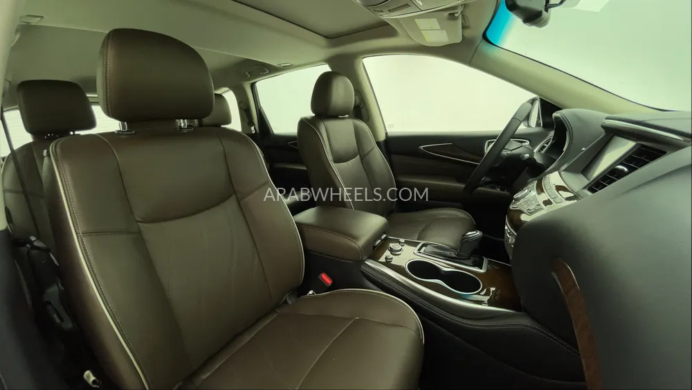 Infiniti QX60 2020 for Sale in Dubai Image-28