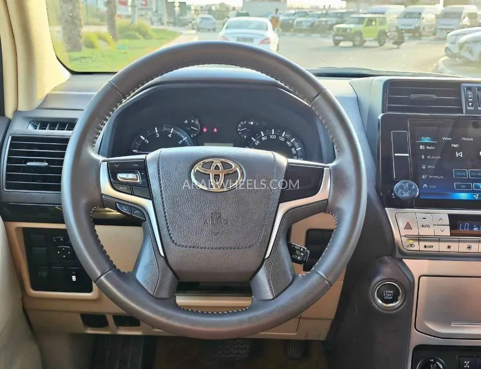 Toyota Land Cruiser Prado 2022 for Sale in Dubai Image-15