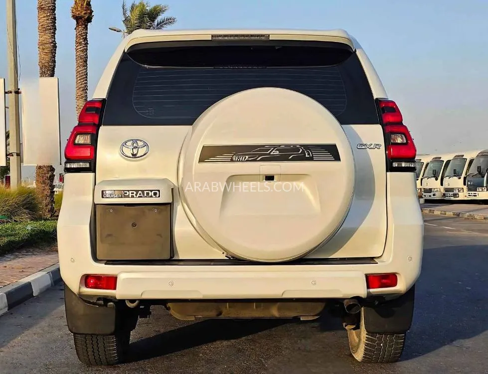 Toyota Land Cruiser Prado 2022 for Sale in Dubai Image-25
