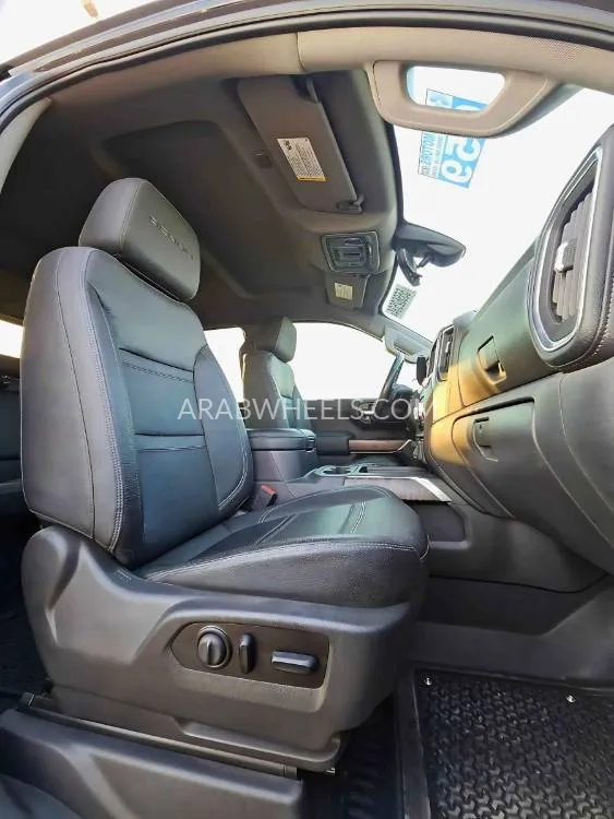 GMC Sierra 2020 for Sale in Dubai Image-27
