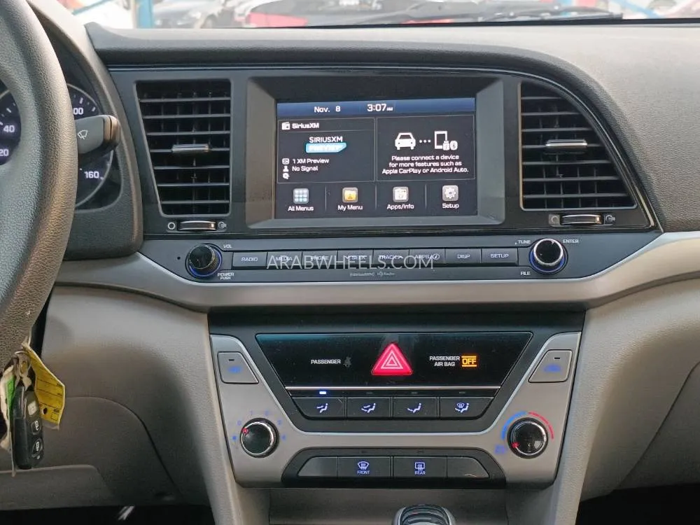 Hyundai Elantra 2017 for Sale in Dubai Image-23