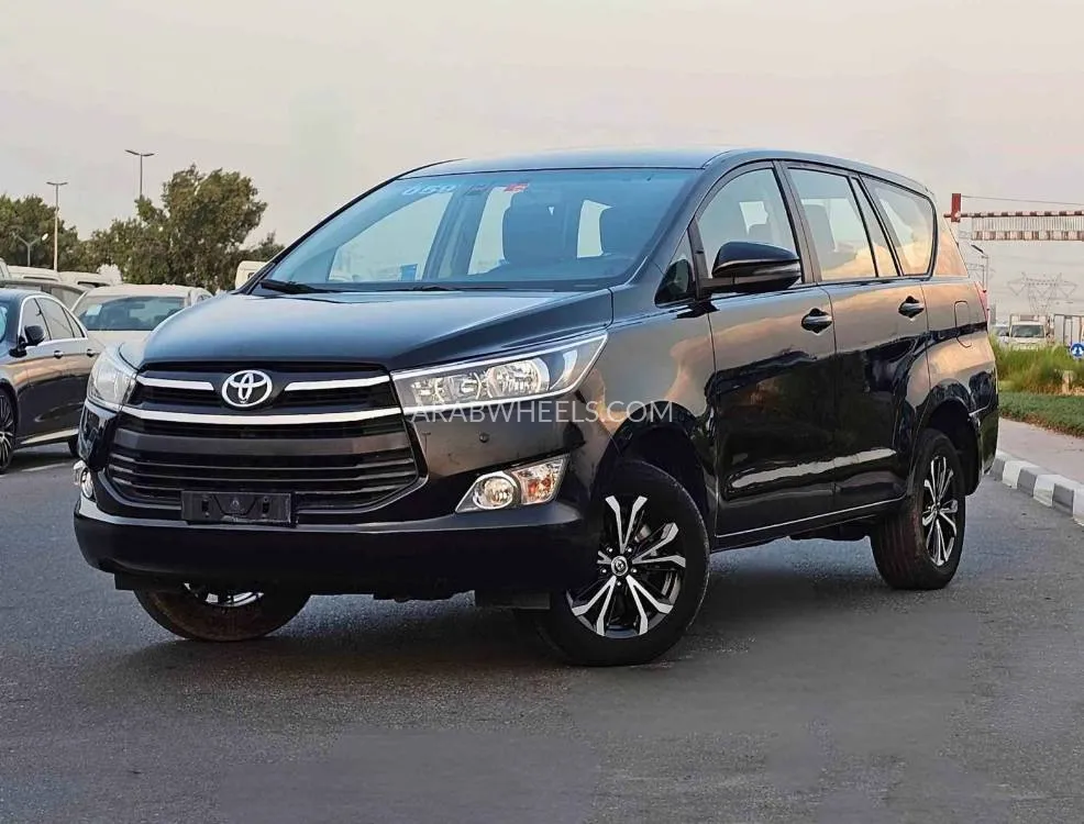 Toyota Innova 2022 for Sale in Dubai Image-8
