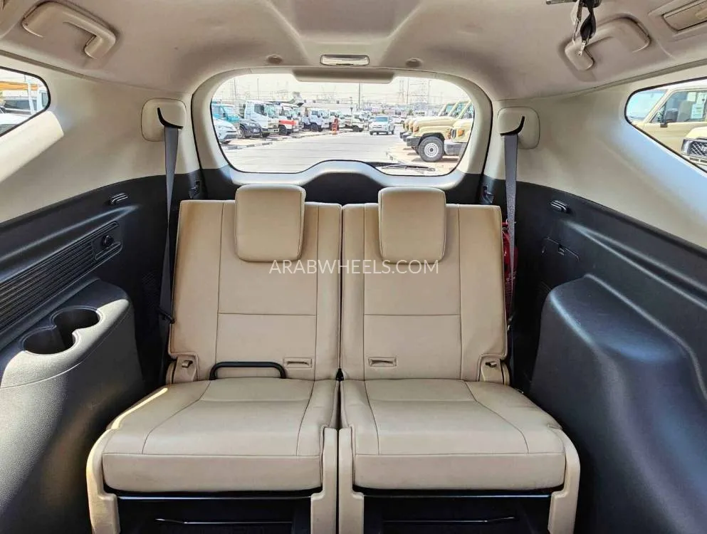 Mitsubishi Montero 2020 for Sale in Dubai Image-9