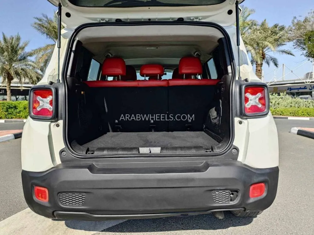 Jeep Renegade 2018 for Sale in Dubai Image-17