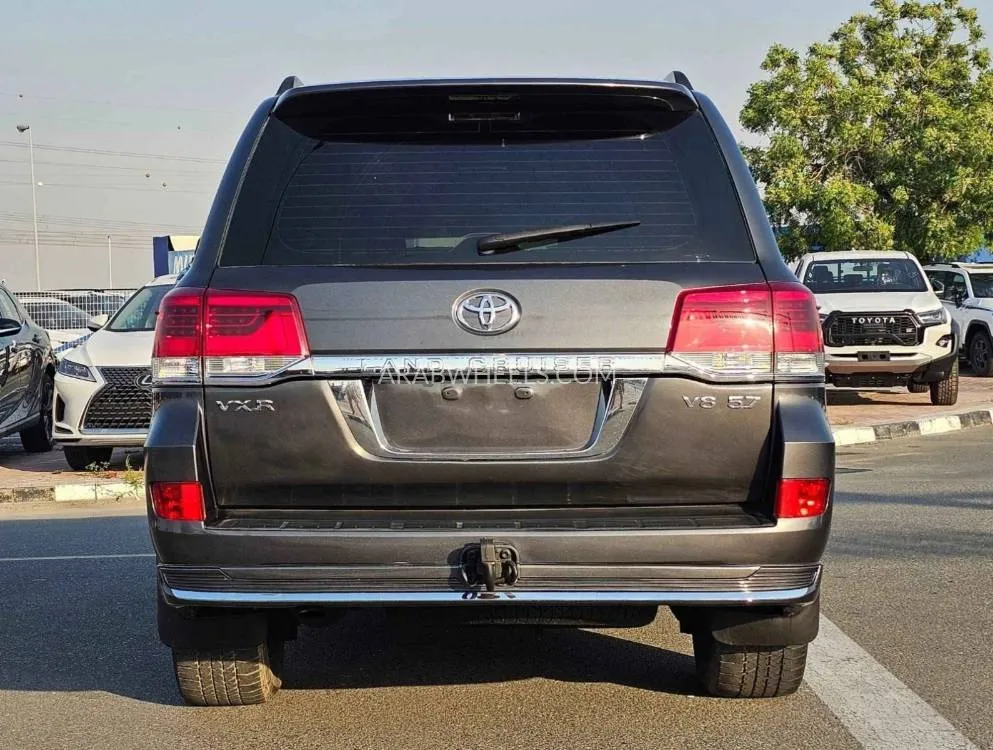 Toyota Land Cruiser 2010 for Sale in Dubai Image-25