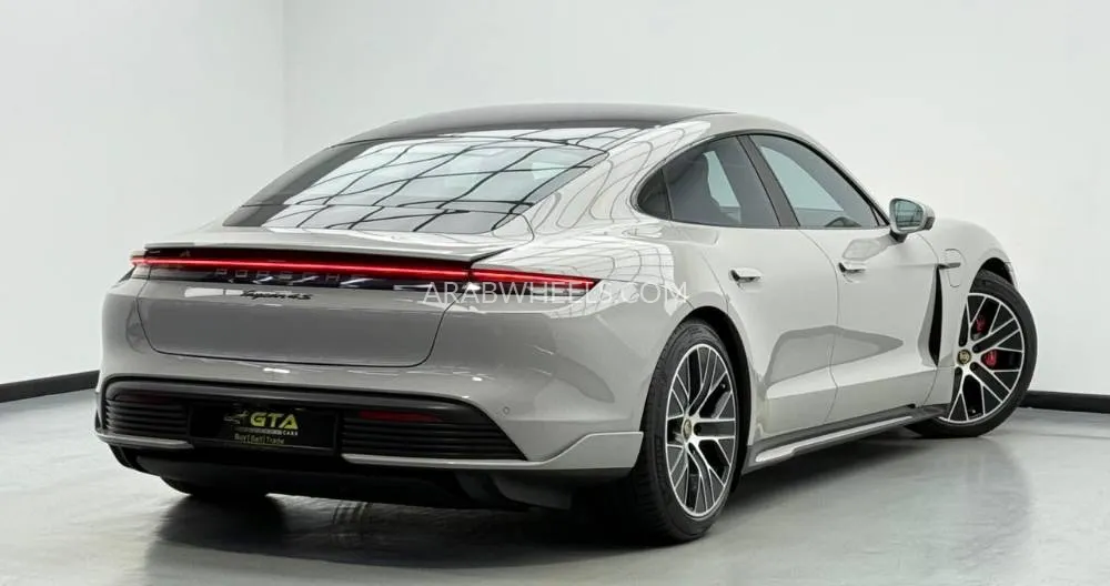 Porsche Taycan 2021 for Sale in Dubai Image-2