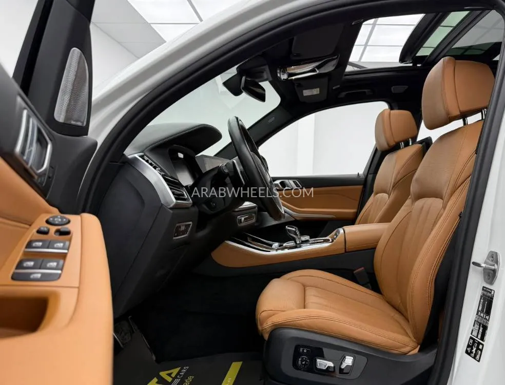 BMW X5 2022 for Sale in Dubai Image-17