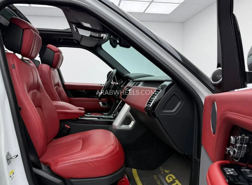 Land Rover Range Rover 2019 for Sale in Dubai Image-15