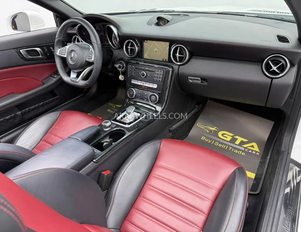 مرسيدس بنز SLC Class 2020 for Sale in دبي Image-12