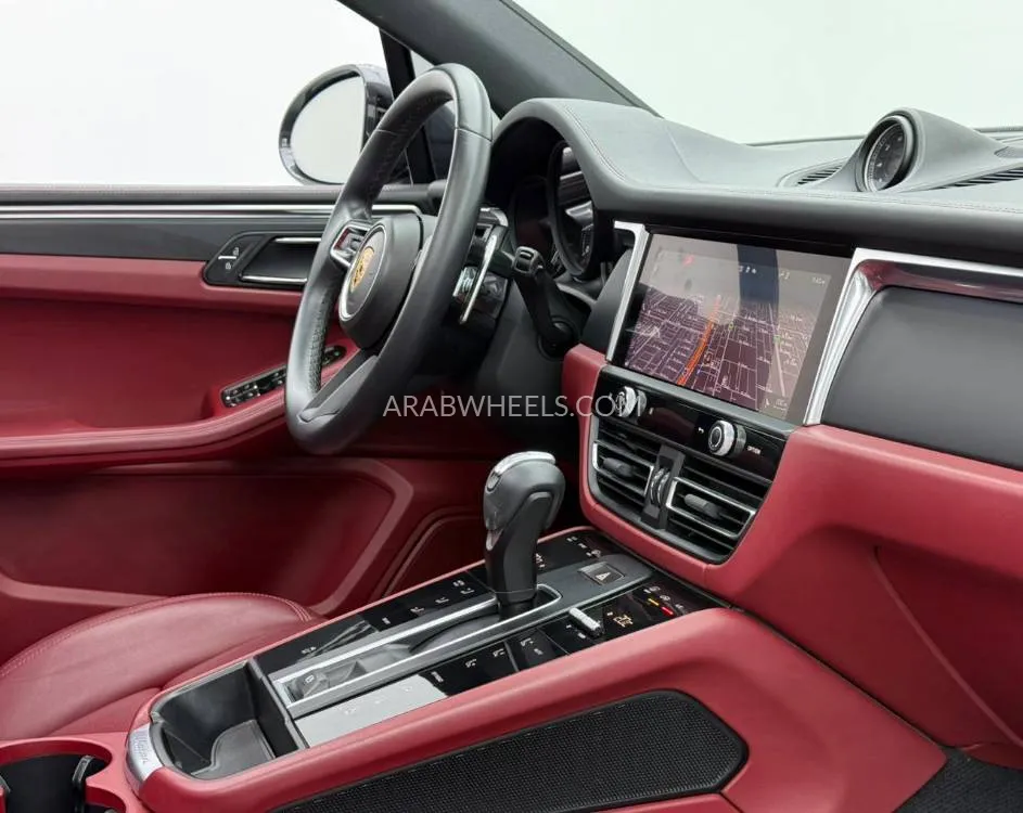 Porsche Macan 2022 for Sale in Dubai Image-13