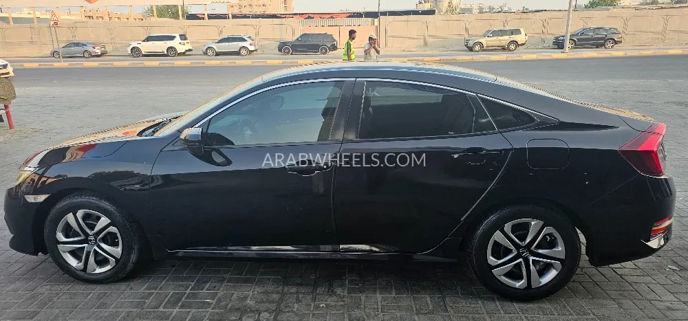Honda Civic 2016 for Sale in Dubai Image-3