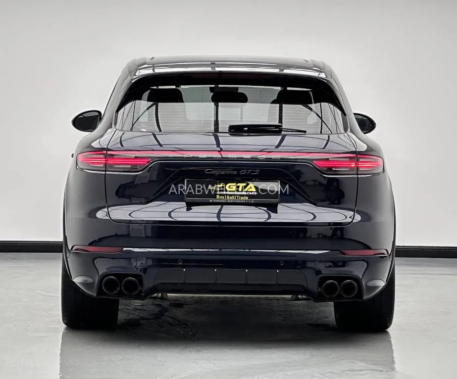 Porsche Cayenne 2022 for Sale in Dubai Image-5