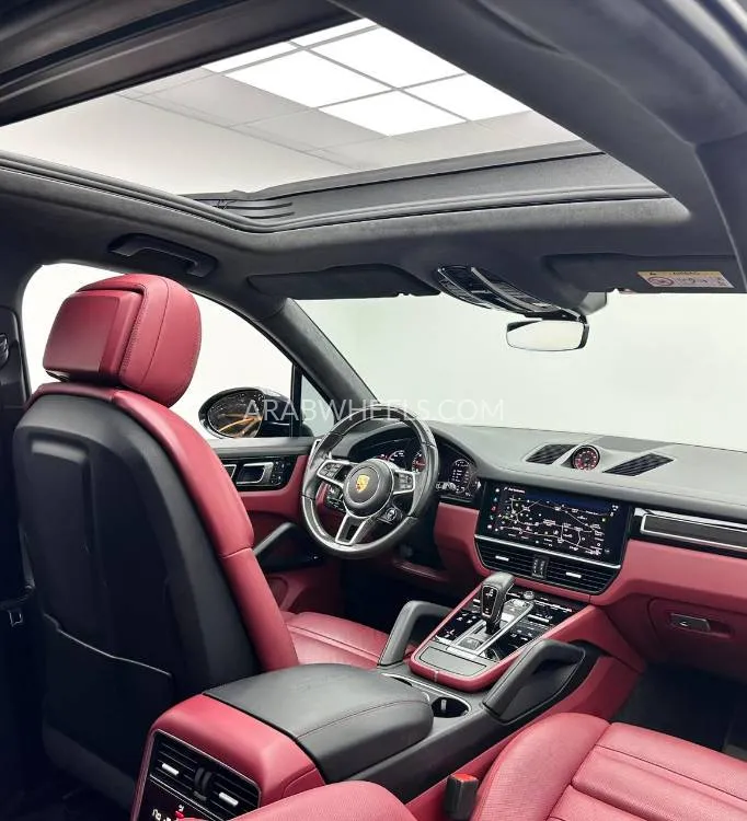 Porsche Cayenne 2022 for Sale in Dubai Image-13