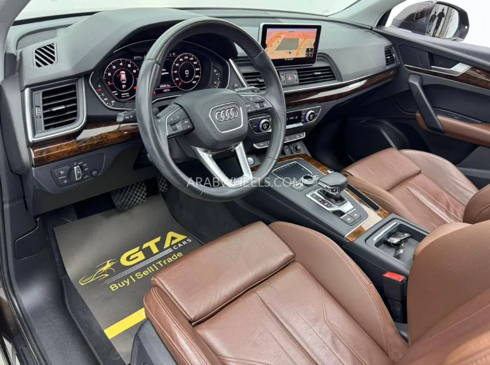 Audi Q5 2018 for Sale in Dubai Image-17