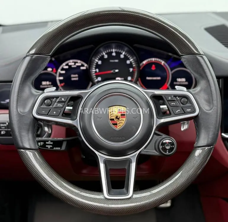 Porsche Cayenne 2019 for Sale in Dubai Image-5