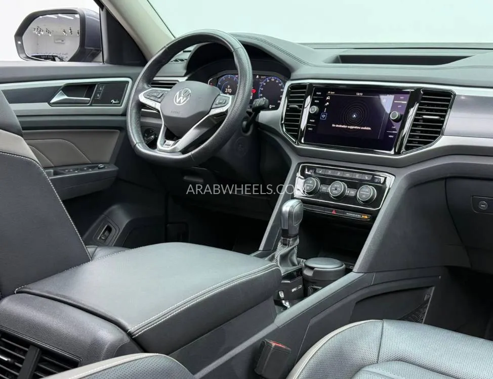 Volkswagen Teramont 2021 for Sale in Dubai Image-12