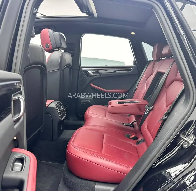 Porsche Macan 2024 for Sale in Dubai Image-16
