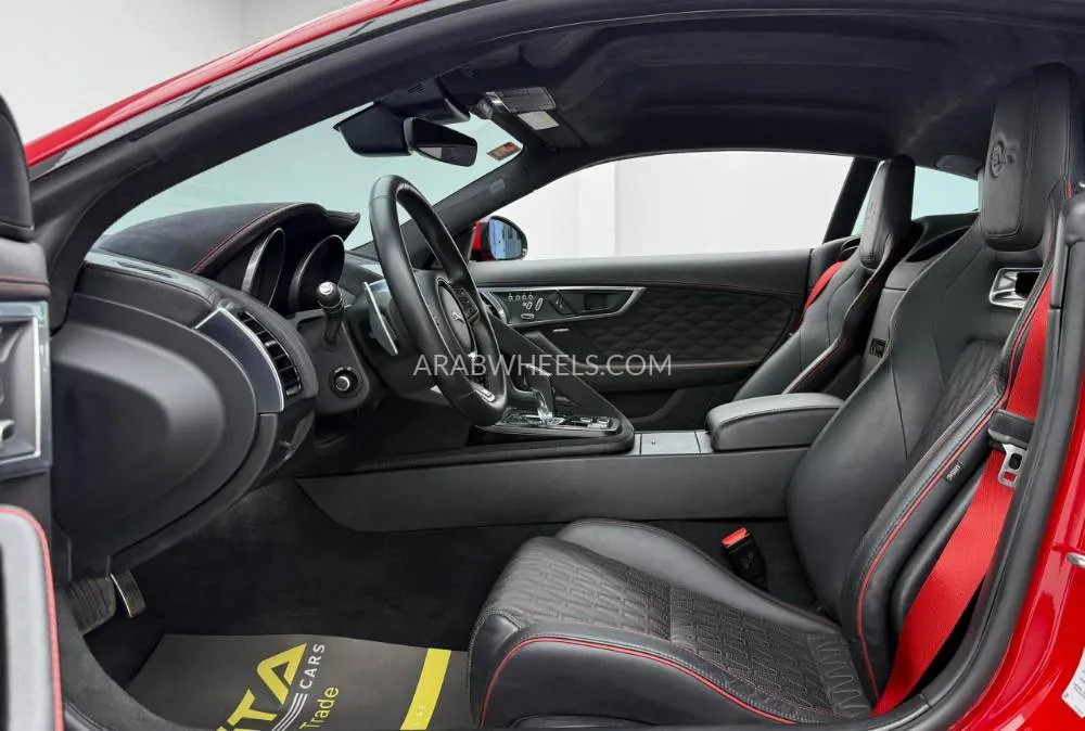 Jaguar F Type 2019 for Sale in Dubai Image-13