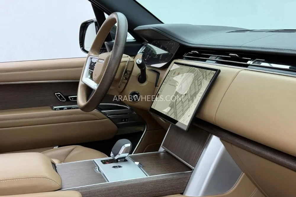 Land Rover Range Rover 2024 for Sale in Dubai Image-12