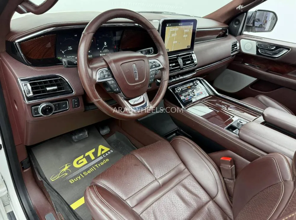 Lincoln Navigator 2018 for Sale in Dubai Image-9
