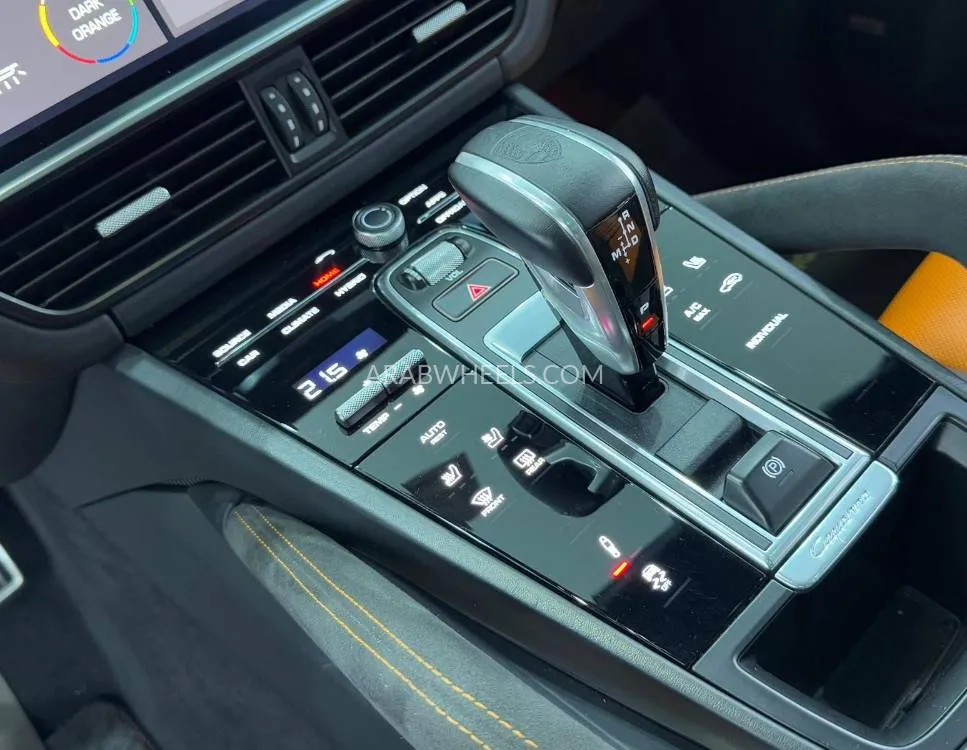 Porsche Cayenne 2021 for Sale in Dubai Image-6