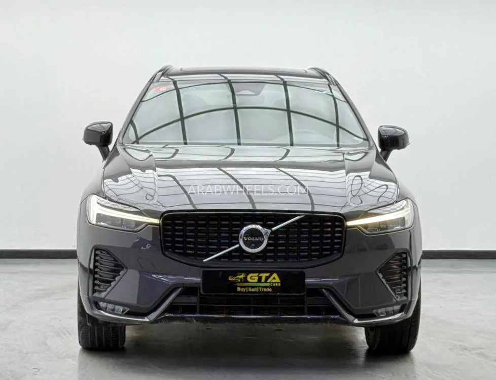 Volvo XC60 2023 for Sale in Dubai Image-5