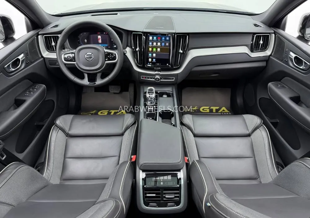 Volvo XC60 2023 for Sale in Dubai Image-11