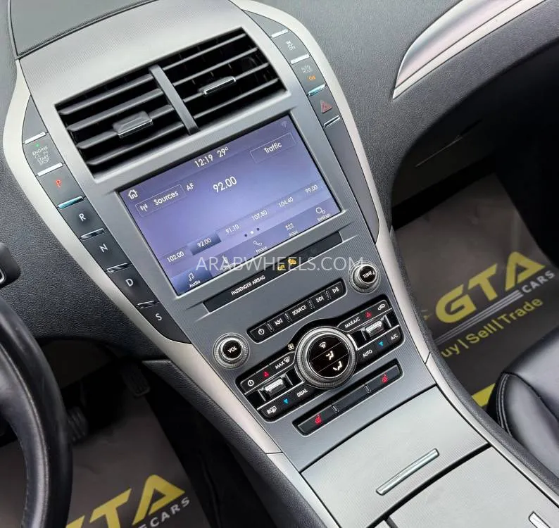 لينكون MKZ 2019 for Sale in دبي Image-10