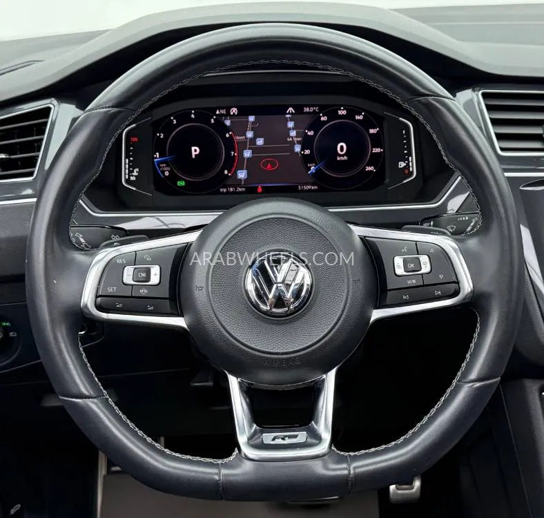Volkswagen Tiguan 2019 for Sale in Dubai Image-12