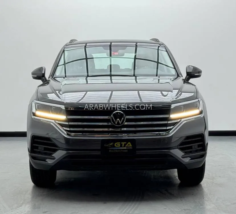 Volkswagen Touareg 2023 for Sale in Dubai Image-2