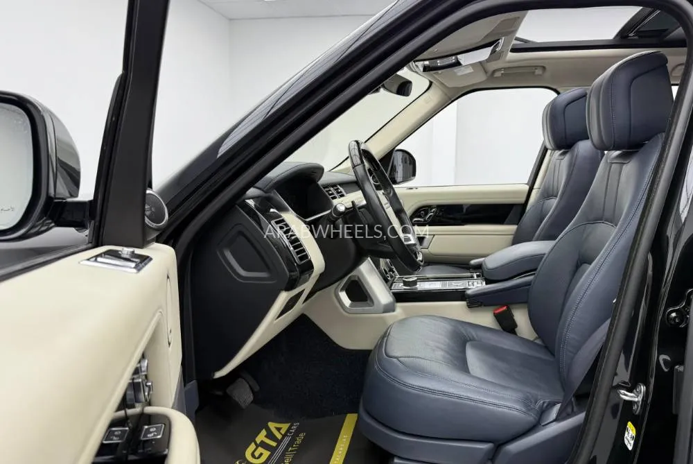 Land Rover Range Rover 2020 for Sale in Dubai Image-17