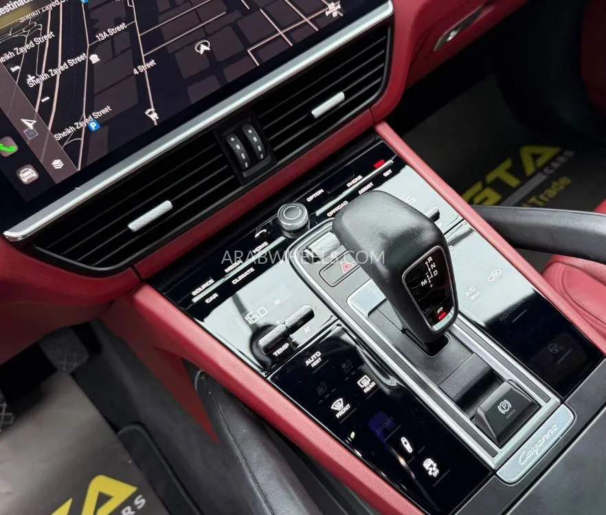 Porsche Cayenne 2022 for Sale in Dubai Image-5