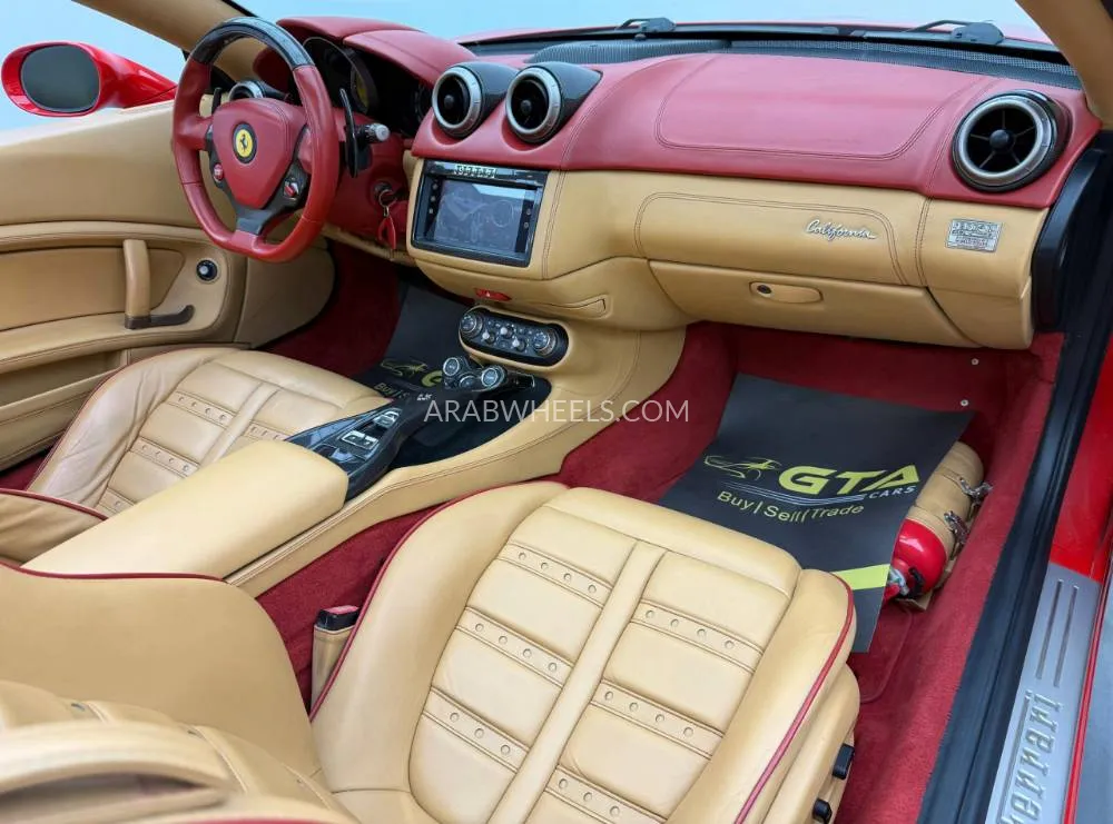 Ferrari California 2012 for Sale in Dubai Image-4