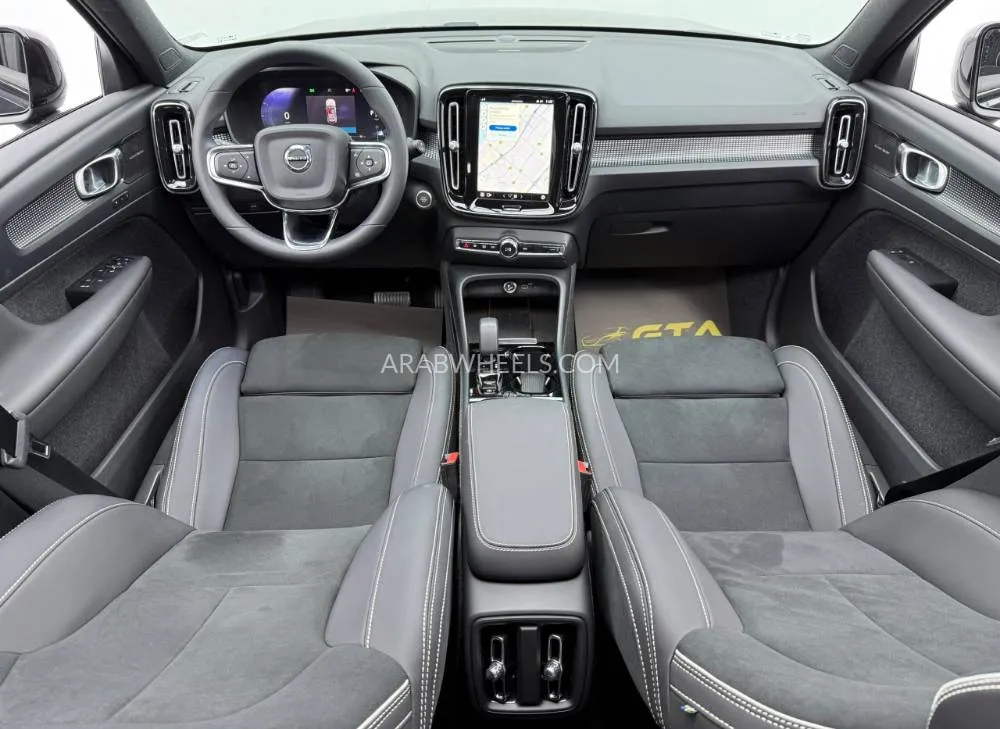 Volvo XC40 2024 for Sale in Dubai Image-10