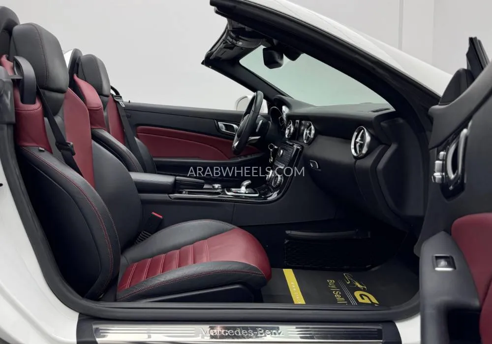 مرسيدس بنز SLC Class 2017 for Sale in دبي Image-8