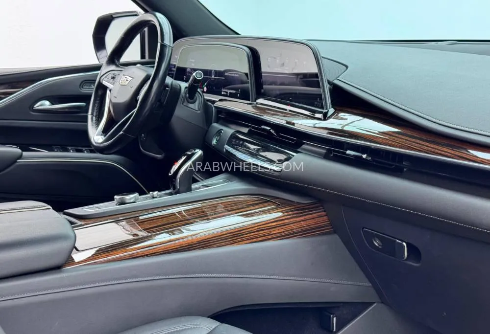 Cadillac Escalade 2021 for Sale in Dubai Image-11