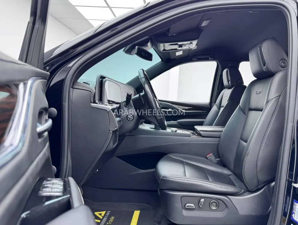 Cadillac Escalade 2021 for Sale in Dubai Image-16
