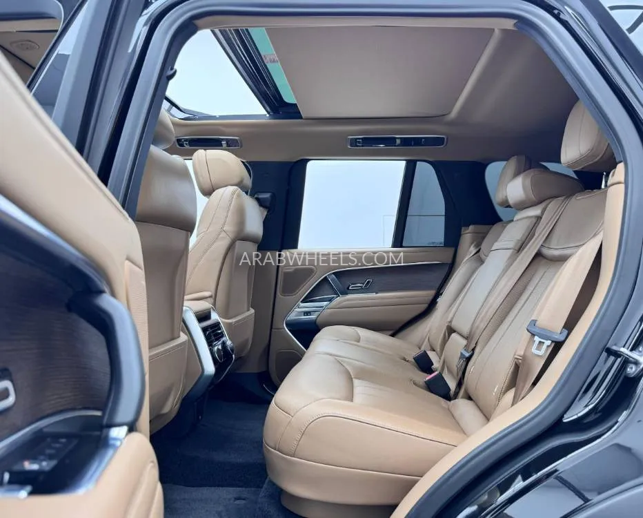 Land Rover Range Rover 2022 for Sale in Dubai Image-15
